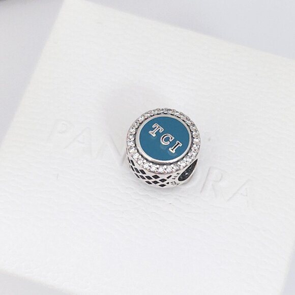 Pandora Island Of Turks And Caicos Exclusive Country Charm Bead with box - Picture 4 of 5